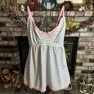 Marilyn Monroe Intimates Lace Trim Striped V-Neck Cami Top Sz L